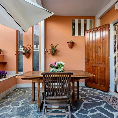 Lejlighed Casa Erica